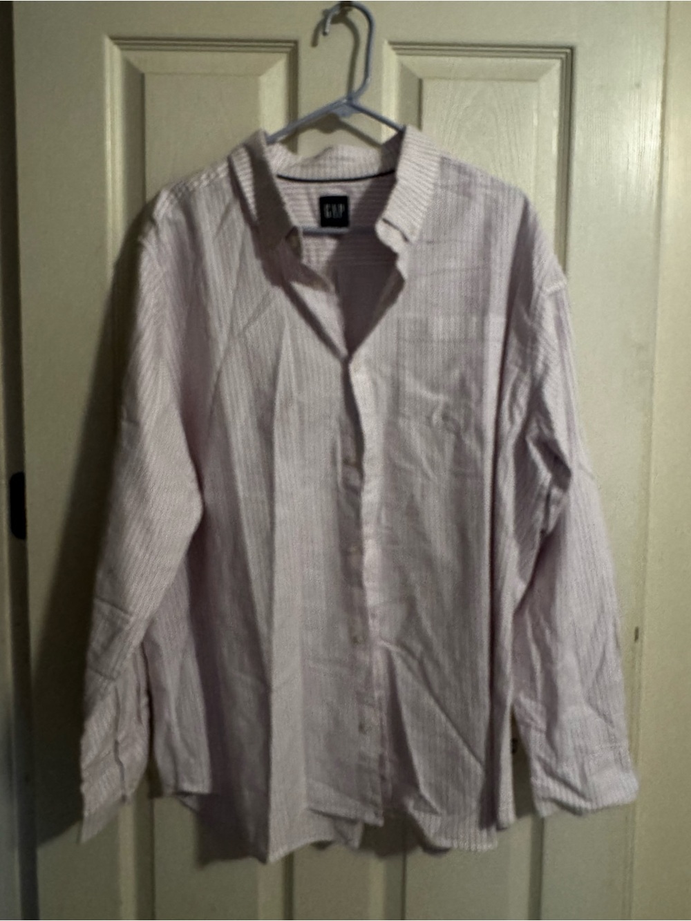 GAP Men's Light Pink and White Striped Button-Down Shirt